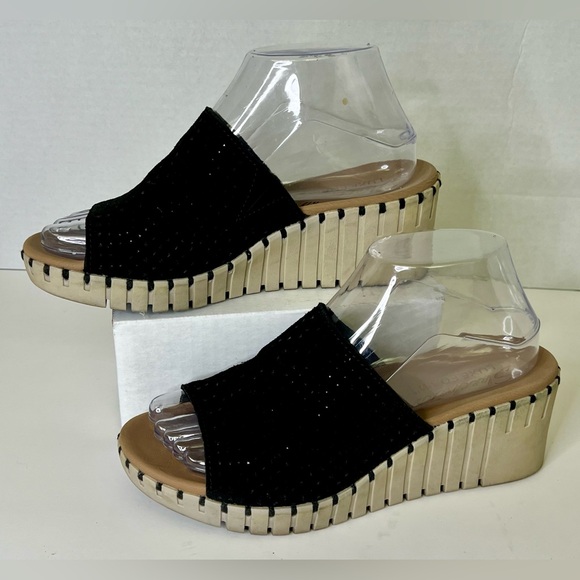 SKECHERS Women’s Luxe Foam Urban Escape Black Wedge Slide Heel Sandals Size 8 - Picture 3 of 6
